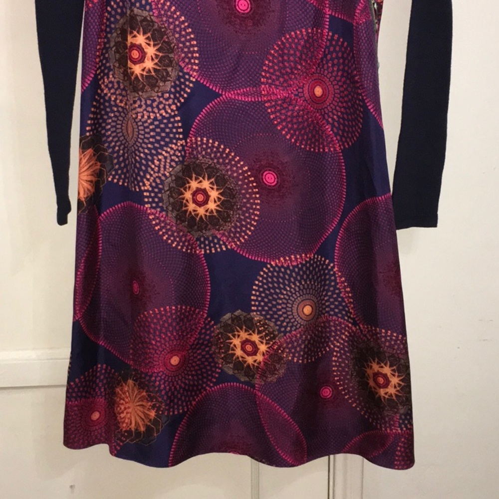 A Common Thread Dress - Picture 3 of 13